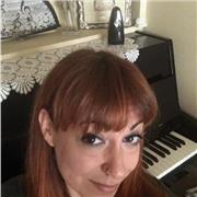 La profe de música que estás buscando a domicilio